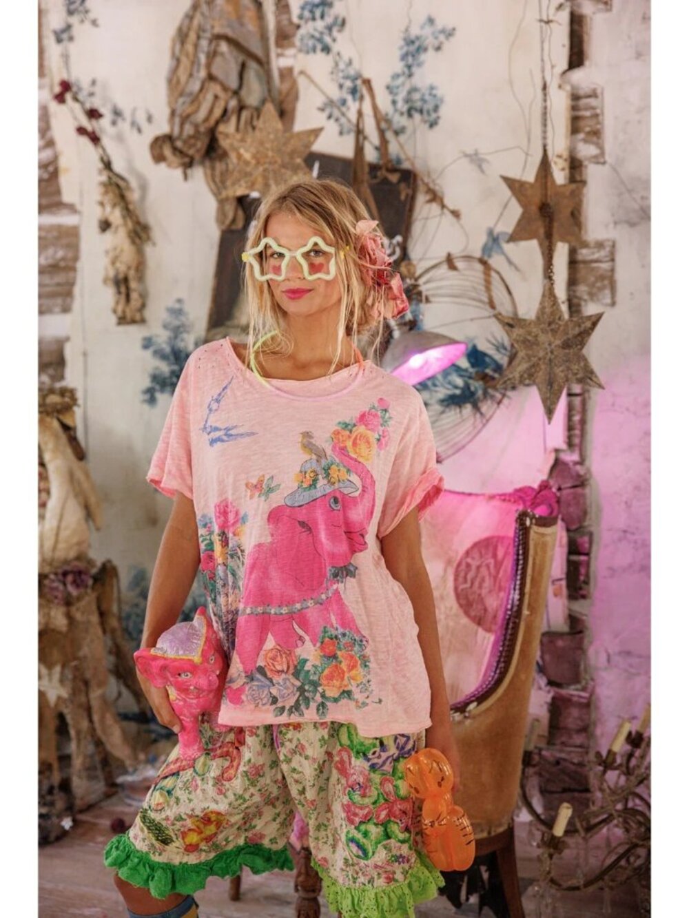 Magnolia Pearl Special Delivery T Top 2329 Azalea Dip Dye Pink Elephants
